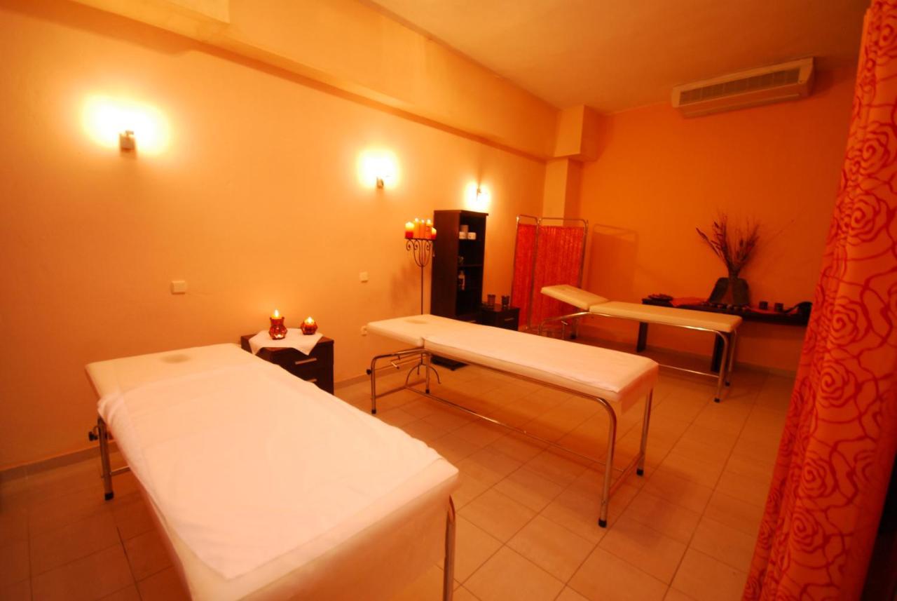 Hotel 4 Epoxes